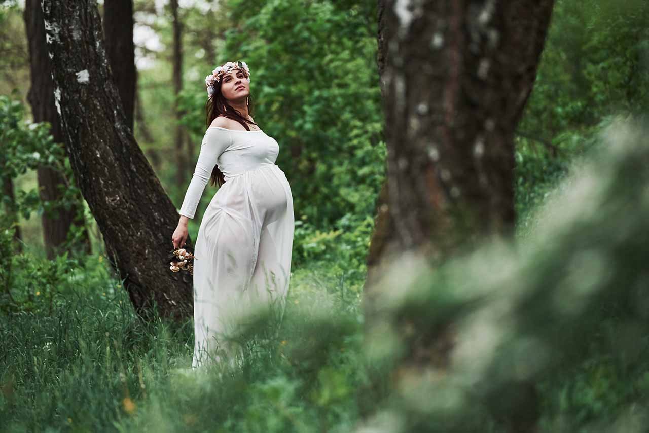 Best and Beautiful Maternity Photo Shoot Ideas for Every “Mommy-To-Be”